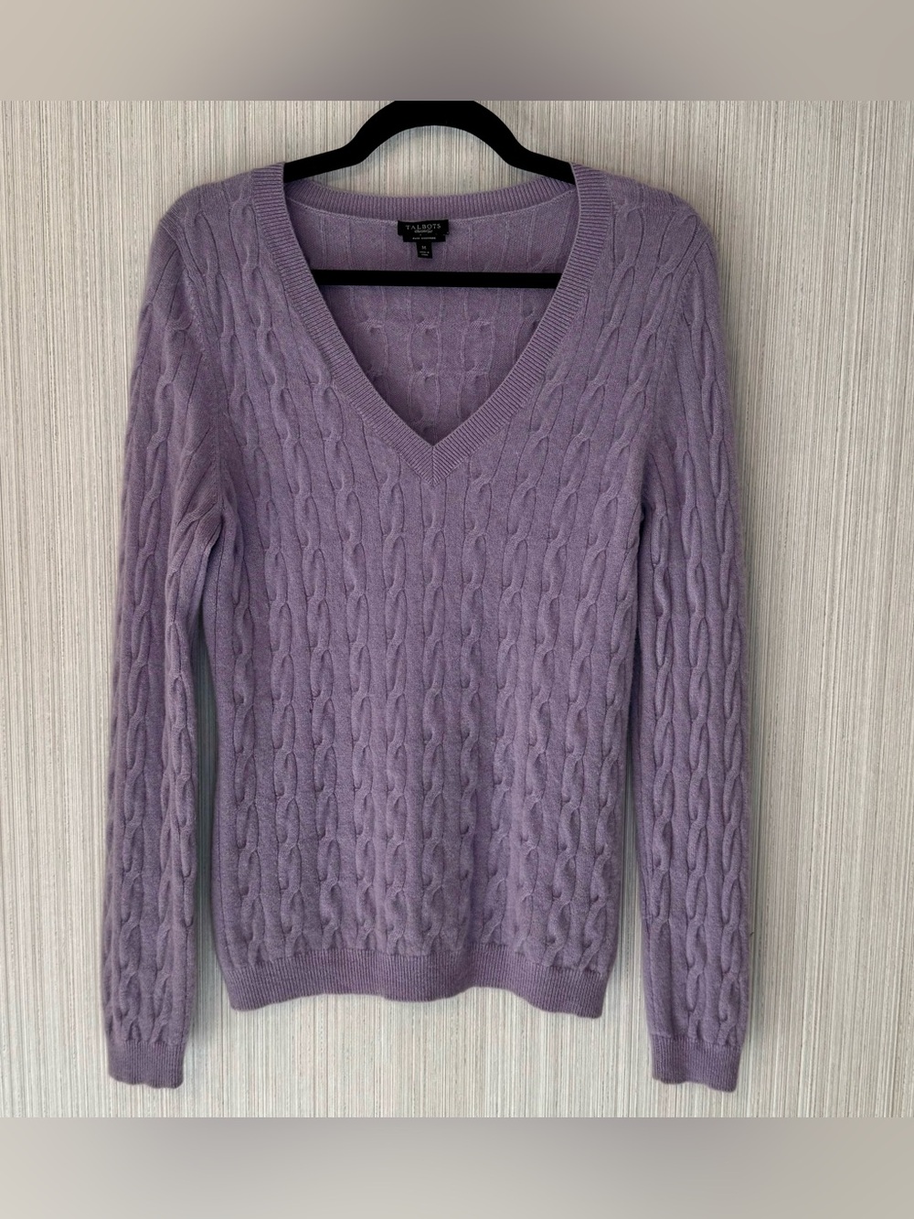 100% Cashmere Cable Knit Purple V- Neck Sweater Talbots Pure Cashmere Medium